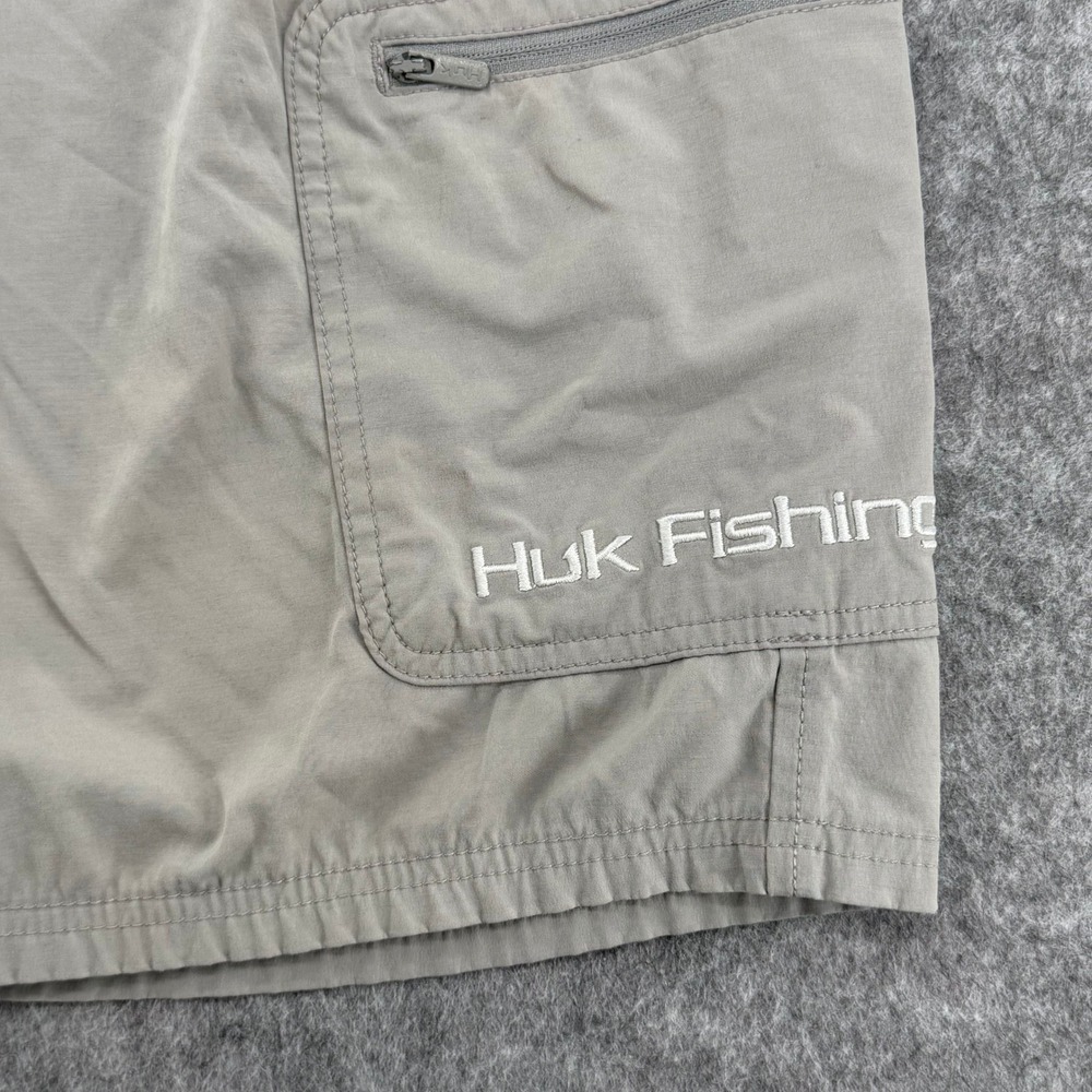 Huk Fishing Shorts Mens XL Gray Performance Cargo Pocket Quick Dry Breathable - Picture 2 of 14